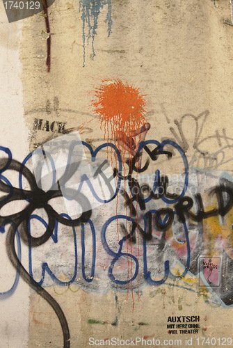 Image of illegal graffiti scene