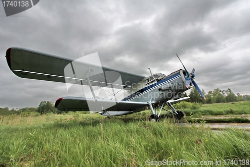 Image of Biplane 