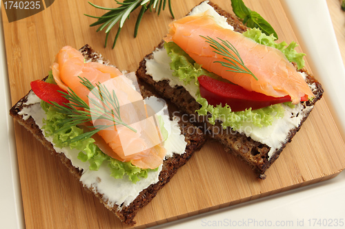 Image of Fresh salmon sandwiches