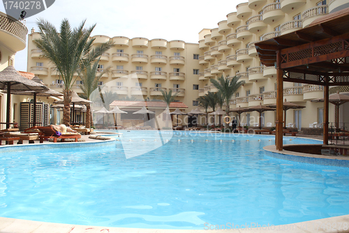 Image of hotel with pool