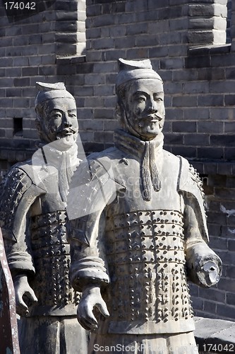 Image of Figures of Soldier and Horses Clay