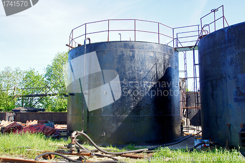 Image of The tank for black oil