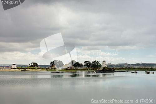 Image of Tejo river.