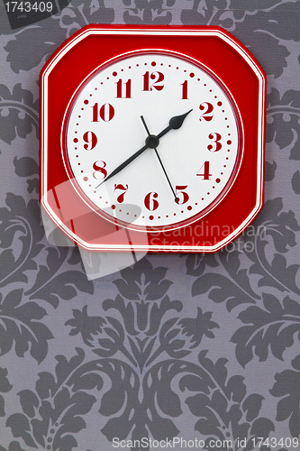 Image of Red vintage kitchen clock