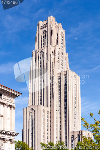 Image of Cathedral of Learning in Pittsburgh