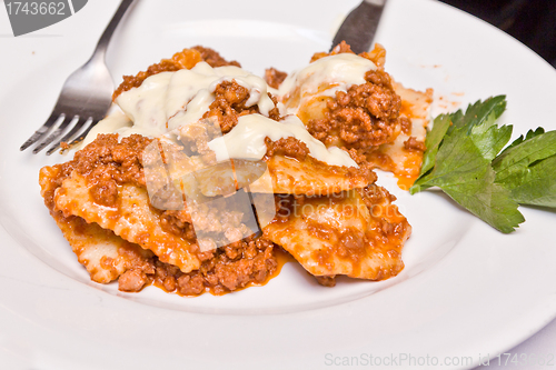 Image of Ravioli with meat sauce