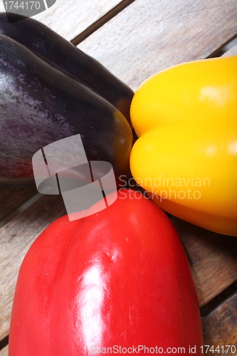 Image of different colored paprikas