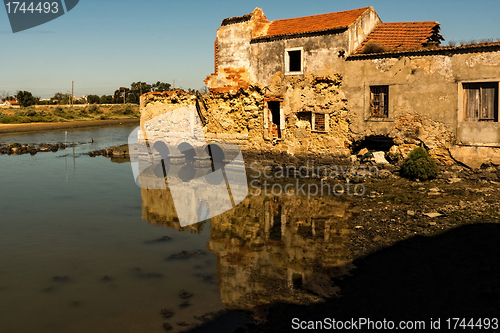 Image of Ruins of a mill.