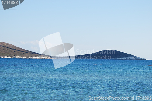 Image of mountains and sea