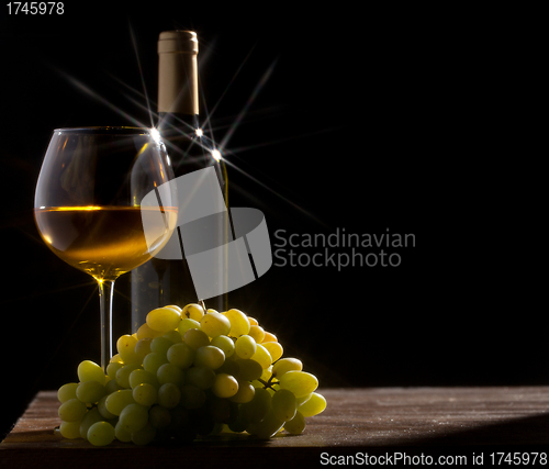 Image of Yellow wine