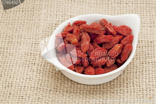 Image of organic goji berries