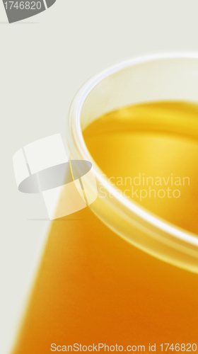 Image of orange juice in the glass