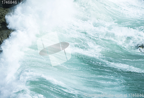 Image of Beautiful Wave with stones