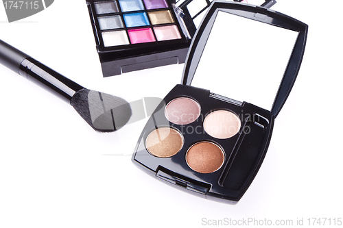 Image of compact eyeshadows