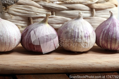 Image of fresh garlic bulbs