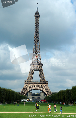 Image of Eiffel tower