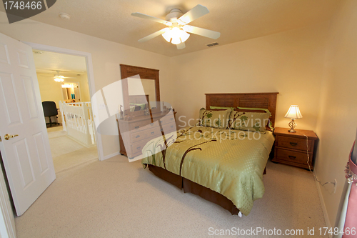 Image of Queen Bedroom