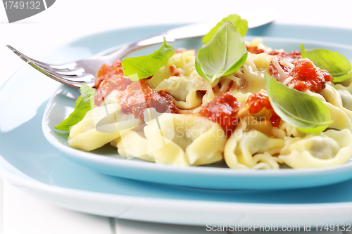 Image of Tortellini with tomato sauce and cheese