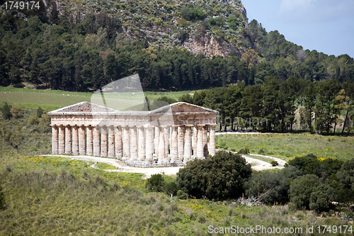 Image of ancient Greek temple of Venus