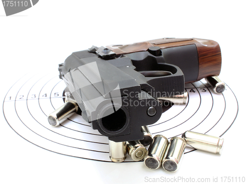 Image of pistol 
