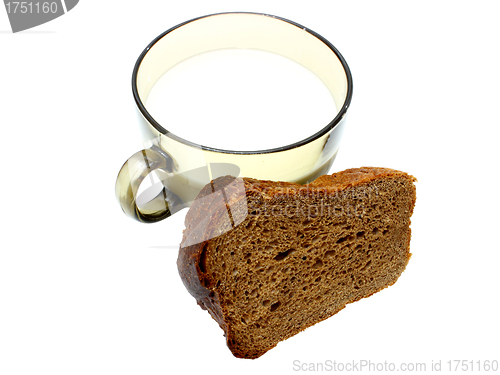 Image of Black bread with milk 