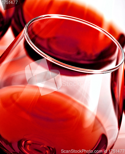 Image of red wine in glass close up