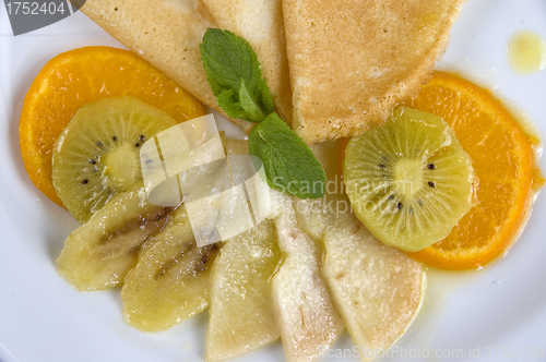 Image of Pancakes with fruit.