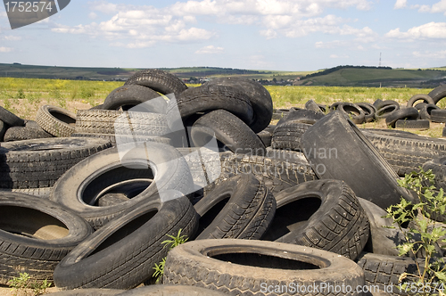 Image of Tyre heap.