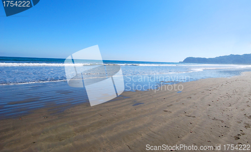 Image of tropical beach with blue sky. travel holiday background