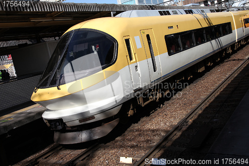 Image of Fast train