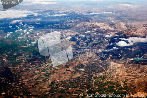 Image of view of the mountains from the plane