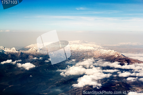 Image of view of the mountains from the plane