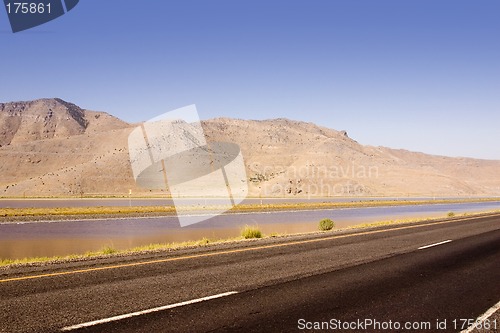 Image of Highway, Pond and the Mountain