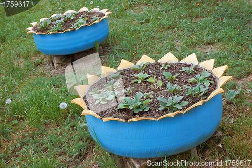 Image of Two beds are made from tires