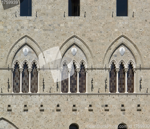 Image of arcitectural detail in Siena