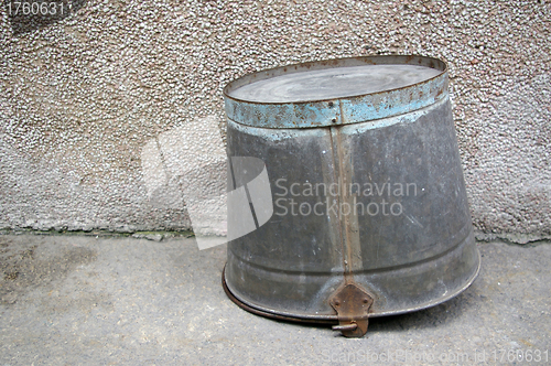 Image of Bucket on the ground