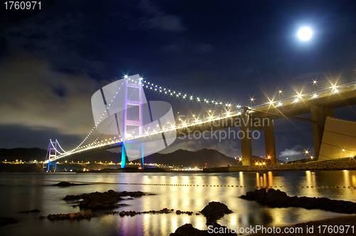 Image of Tsing Ma Bridge in Hong Kong at night