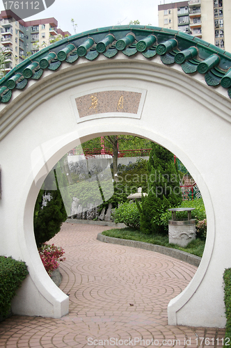 Image of Chinese door in garden