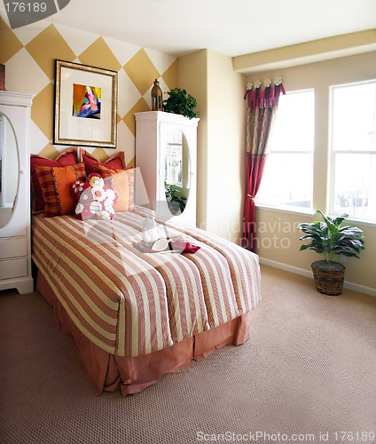 Image of Girl's bedroom