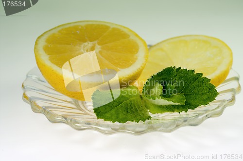 Image of Lemon with mint