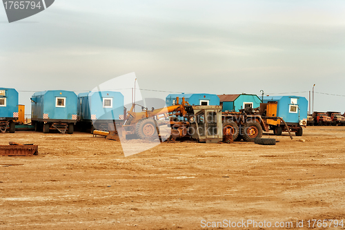 Image of Temporary site office and machinery