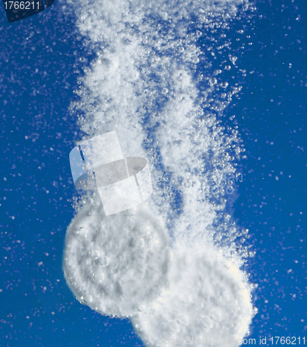 Image of Fizzy capsule in a water