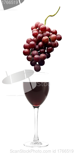 Image of red wine and grapes