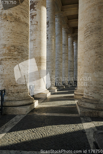 Image of columns