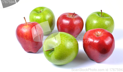 Image of red and green apples