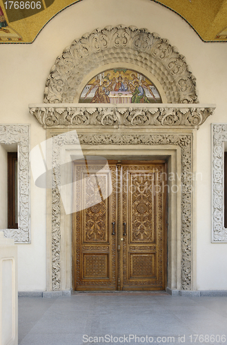 Image of historic entrance in Bucharest