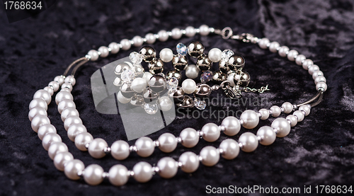 Image of pearl set jewelry