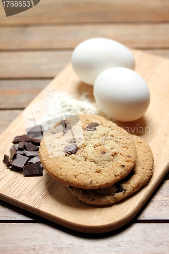 Image of chocolate chip cookie baking