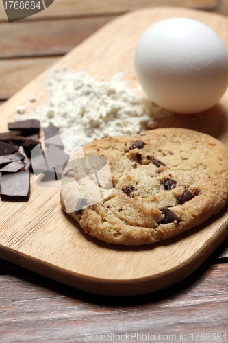 Image of chocolate chip cookie baking