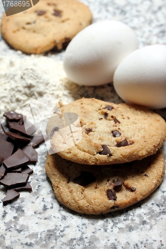 Image of chocolate chip cookie baking